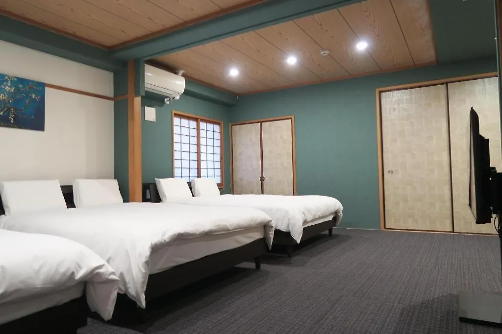 ***  Rozy Hotel Namba Osaka Japón