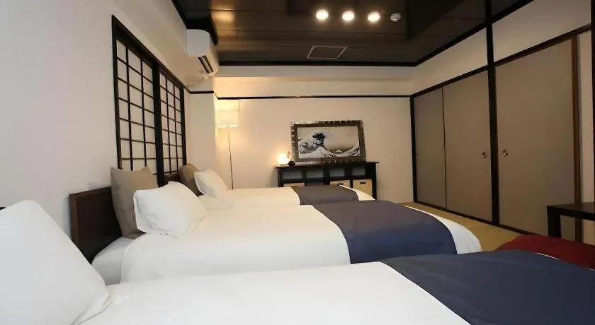 Rozy Hotel Namba Osaka 3*,  Japón