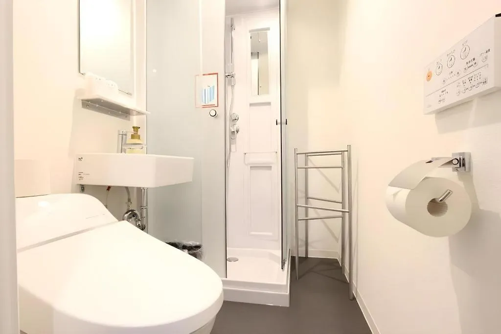 Rozy Hotel Namba Osaka 3*,
